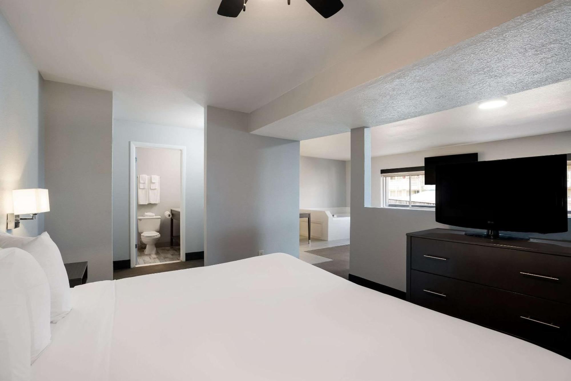 Richland Riverfront Hotel And Conference Center, Ascend Hotel Collection Bagian luar foto