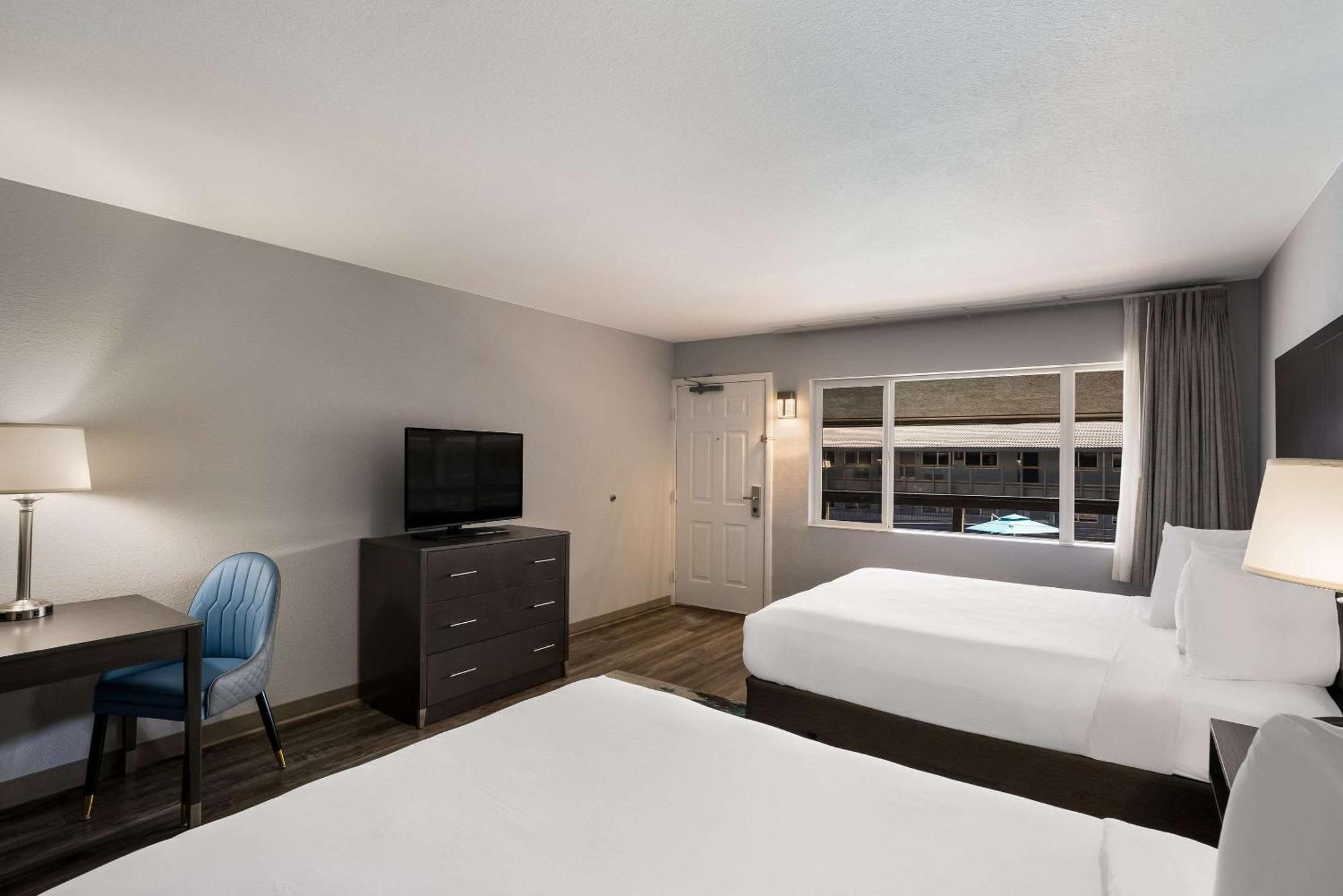 Richland Riverfront Hotel And Conference Center, Ascend Hotel Collection Bagian luar foto