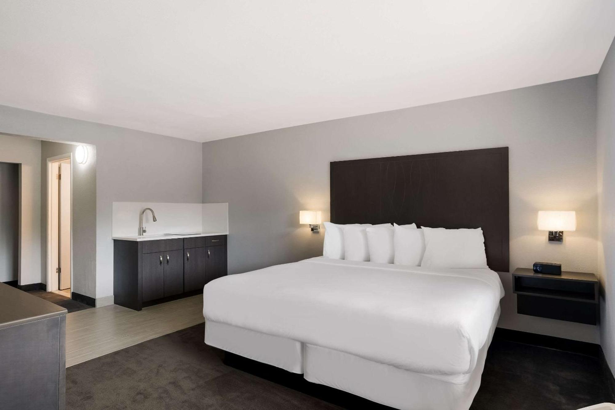 Richland Riverfront Hotel And Conference Center, Ascend Hotel Collection Bagian luar foto